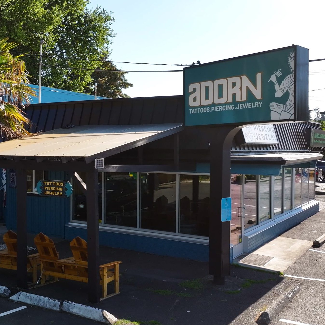 Image for Adorn West with ID of: 6464280