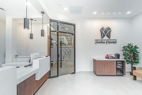 Image for SMILUX DENTAL with ID of: 6475312