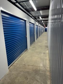 Image for American Self Storage with ID of: 6477692