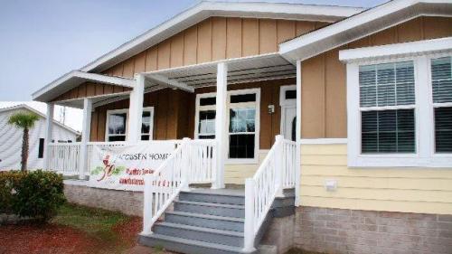 Image for Gulf Coast Homes with ID of: 6491737