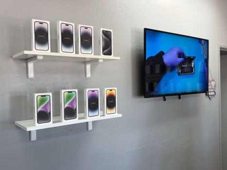 Image for CELLNOW CELL PHONE STORE BAKERSFIELD CA iPHONE REPAIR SELL PHONE with ID of: 6519476