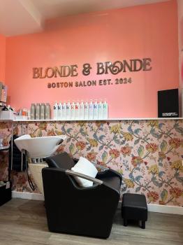 Image for Blonde and Bronde Salon with ID of: 6532090