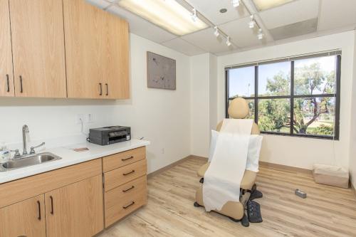 Image for Coastal Pacific Dermatology with ID of: 6546520