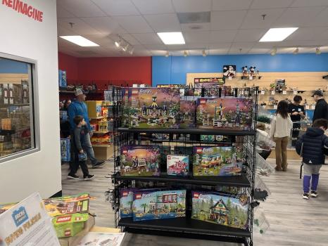 Image for Bricks & Minifigs Richmond Westend with ID of: 6558641