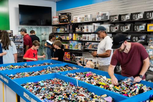 Image for Bricks & Minifigs Richmond Southside with ID of: 6561360