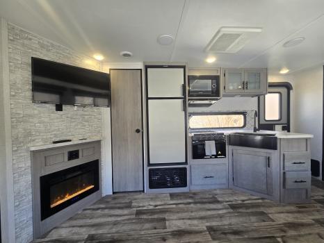Image for Mammoth RV Rentals with ID of: 6562710