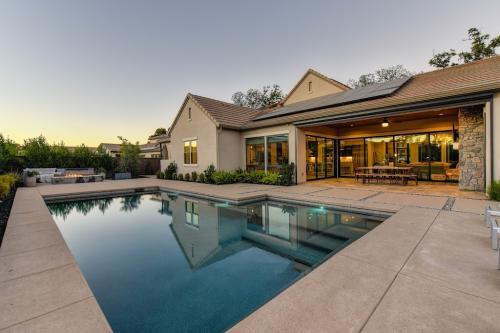Image for Jeff McFalls - Real Estate Agent with ID of: 6563929