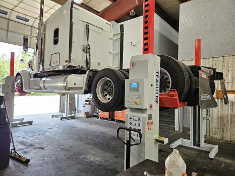 Image for Cars, Trucks, & RVs with ID of: 6570846