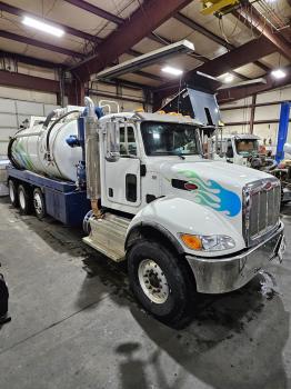 Image for Cars, Trucks, & RVs with ID of: 6570859