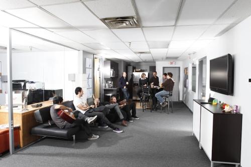 Image for Gloo Studios Inc. with ID of: 6571146