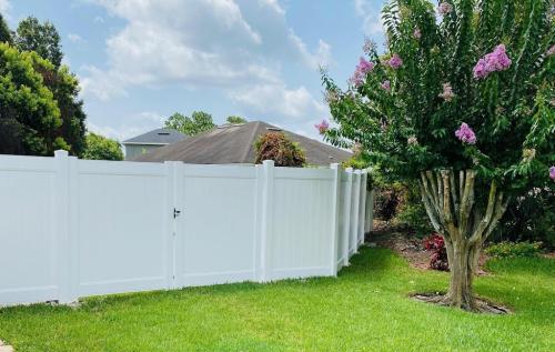 Image for Lifetime Fence And Deck with ID of: 6574276