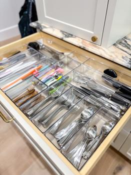 Image for Your Next Organizer with ID of: 6598874