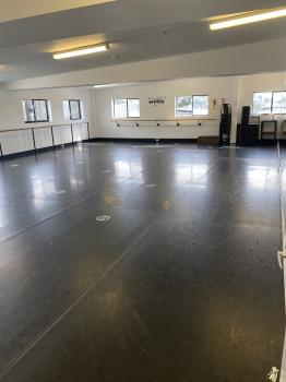 Image for Pose Performing Arts with ID of: 6616129