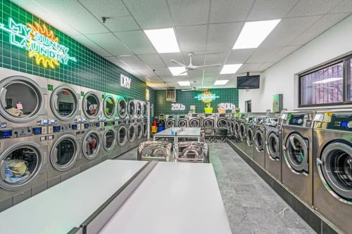 Image for My Sunny Laundry with ID of: 6617553