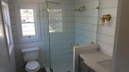 Image for Team Renovate with ID of: 6619608