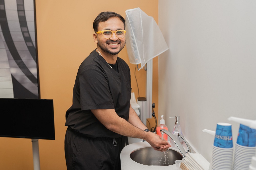 Image for Aarm Dental Group at BC Place with ID of: 6623661