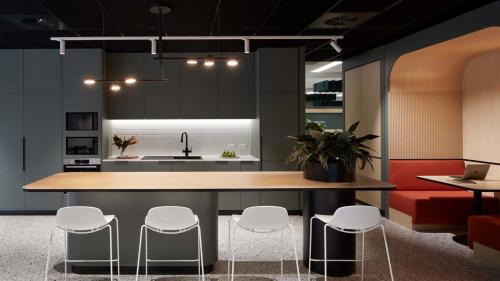 Image for Crest Interiors with ID of: 6648011