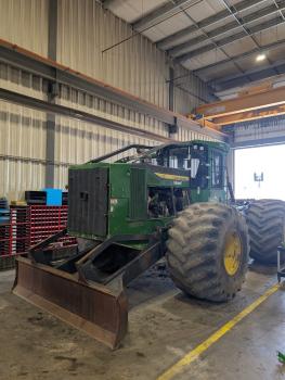 Image for IRON 5 Equipment & Repair Ltd. with ID of: 6655531