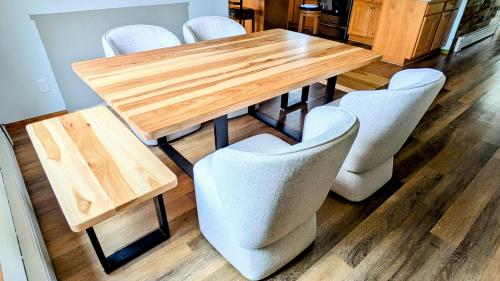 Image for EA WoodWorks LLC with ID of: 6668709