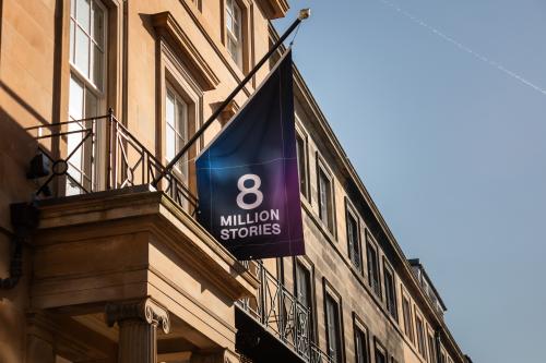 Image for 8 Million Stories with ID of: 6679433