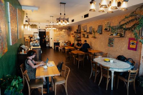 Image for Healing Bean Cafe | Arts and Coffee with ID of: 6695412