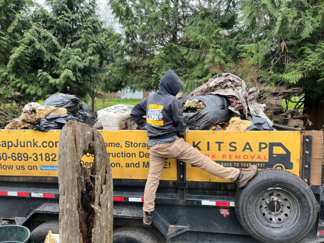 Image for Kitsap Junk Removal LLC with ID of: 6699122