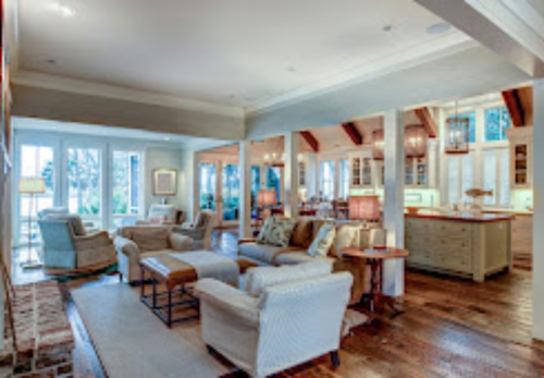 Image for Sue Machado - RE/MAX Real Estate Centre Inc., Brokerage with ID of: 6707181