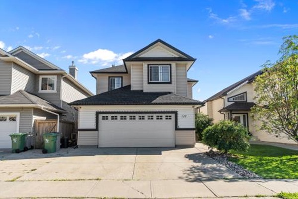 Image for Cathleen Hofer RE/MAX Real Estate with ID of: 6714333