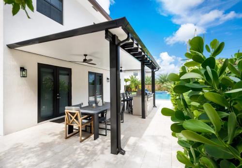 Image for Specialized Roofing & Patio Covers with ID of: 6716653