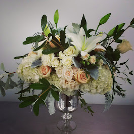 Image for Lilies White Floral Studio with ID of: 6719599