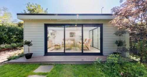 Image for Miniature Manors with ID of: 6727397