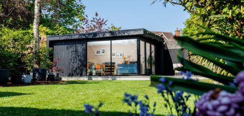 Image for Miniature Manors with ID of: 6727398