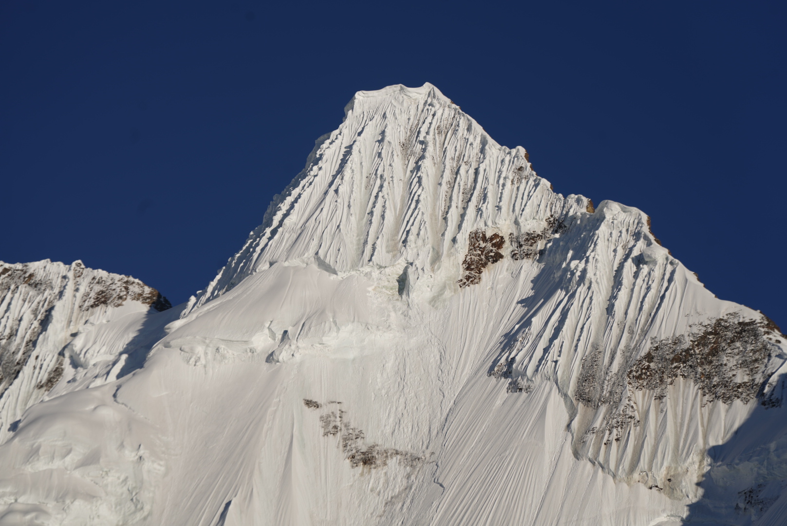 Image for Moving Mountains with ID of: 6740740