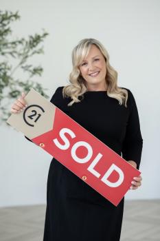 Image for Mellissa King Realtor with ID of: 6750861