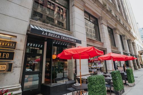 Image for La Bella with ID of: 6767854