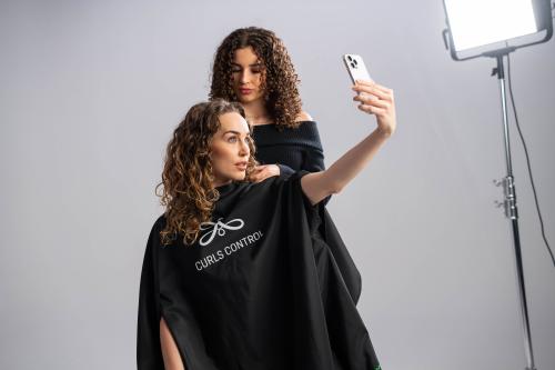 Image for Curls & More Nederland BV with ID of: 6788478