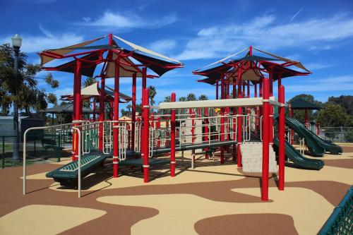 Image for Pacific Play Systems, Inc. with ID of: 6808924