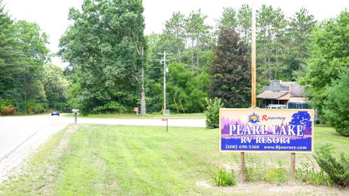 Image for Pearl Lake RV Campground with ID of: 6813707