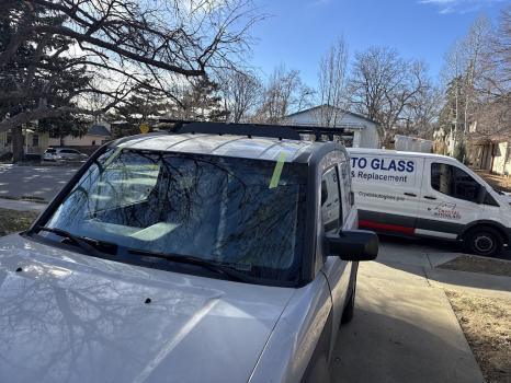 Image for Crystal Auto Glass with ID of: 6816531