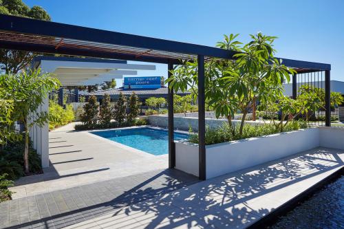 Image for Barrier Reef Pools O'Connor with ID of: 6816966