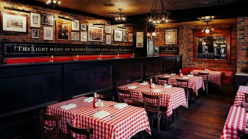 Image for P.J. Clarke's Lincoln Square with ID of: 6821496