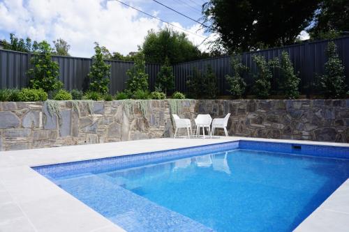 Image for Byrne Pool and Landscape with ID of: 6823763