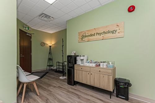 Image for Grounded Psychology with ID of: 6829708
