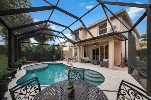 Image for Mark Rucco | The Rucco Group | Compass with ID of: 6837843