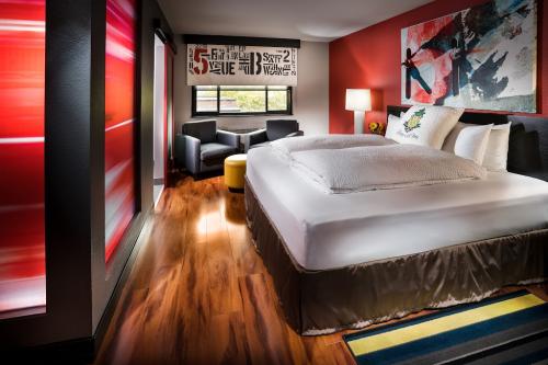 Image for Hotel Five - A Staypineapple Hotel with ID of: 6838099