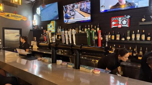 Image for Uncle Sam's Bar & BBQ with ID of: 6852413