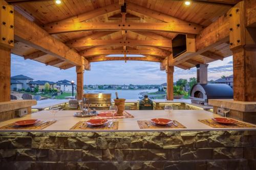 Image for Executive Outdoor Living, LLC with ID of: 6852926