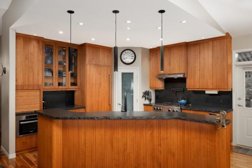 Image for Alan Arthur Cabinetry Ltd. with ID of: 6861739