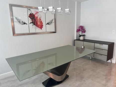Image for HRX Glass with ID of: 6869913