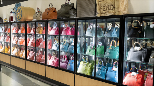 Image for Max Pawn Luxury with ID of: 6873371
